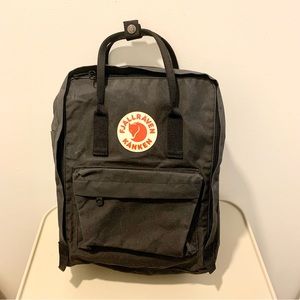 Fjallraven Kanken Classic Backpack Black